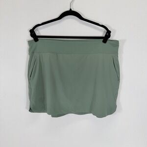 Eddie Bauer Sightscape Horizon Hiking Golf Athleisure Light Sage Green Skort XL